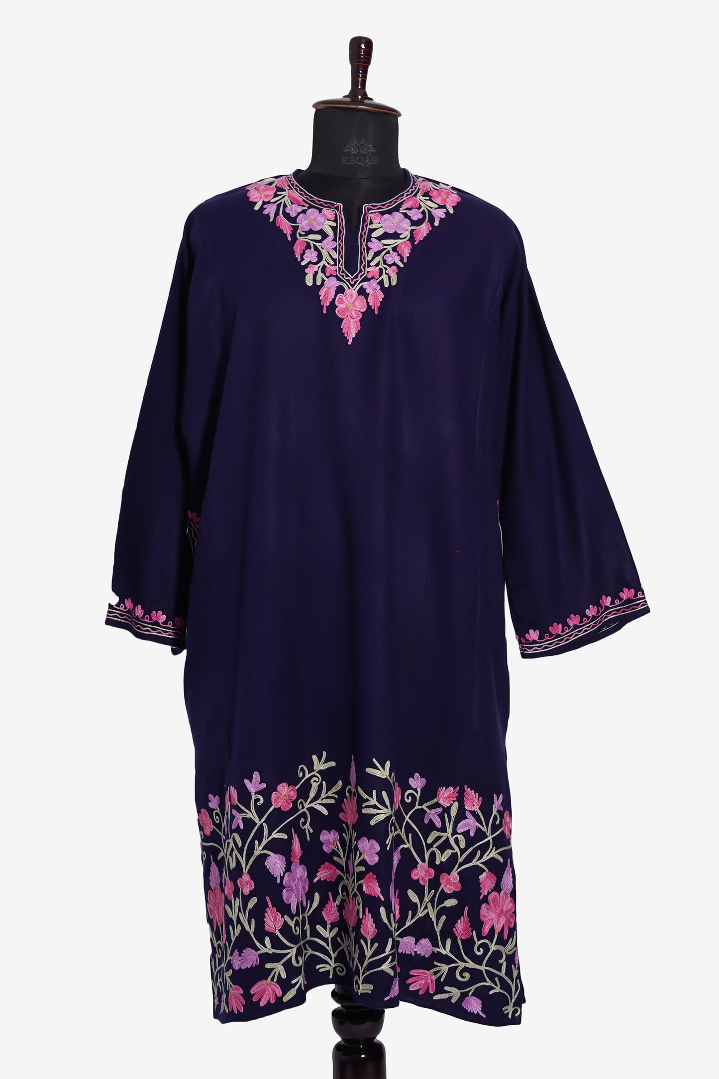 Midnight Bloom Pheran with Aari Embroidery
