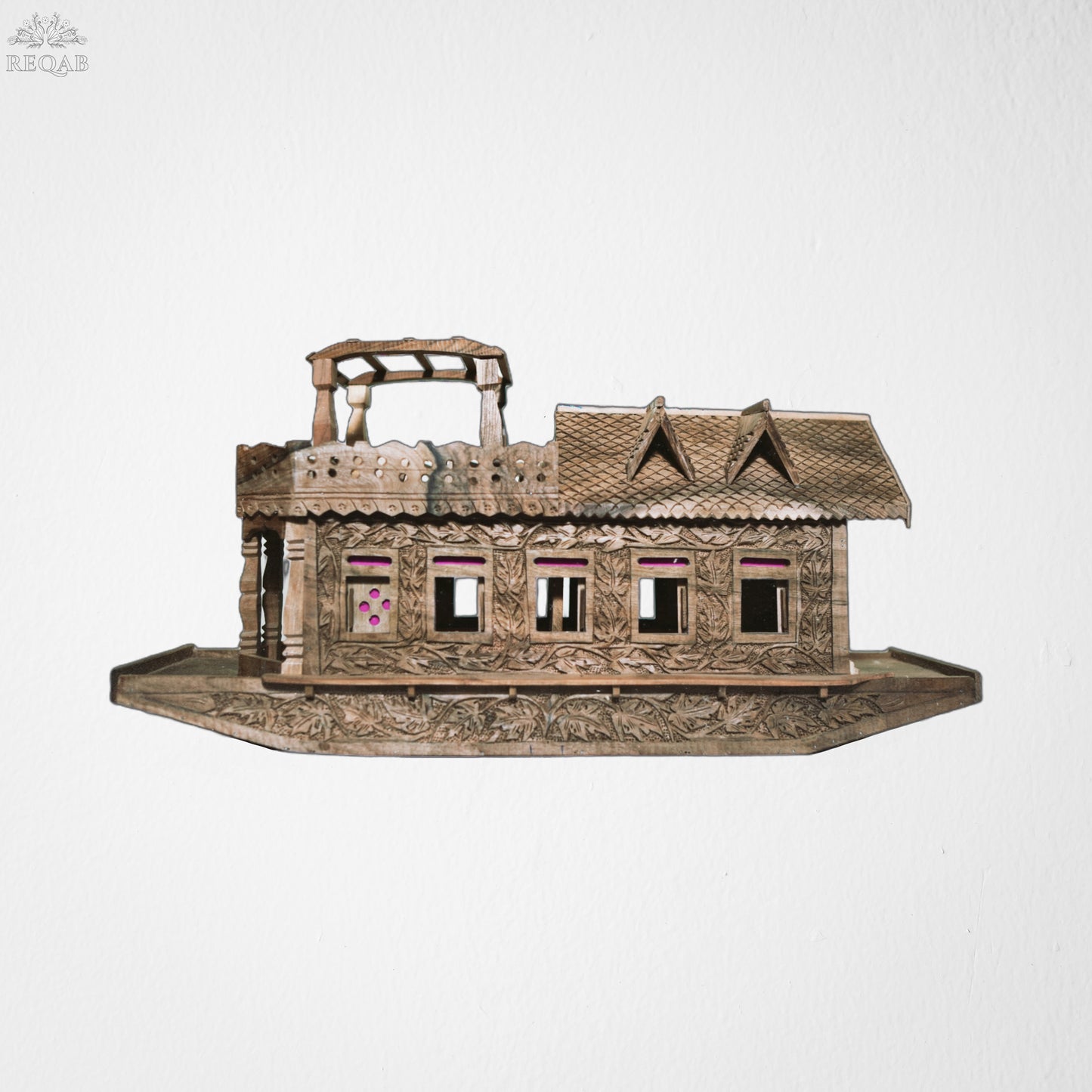 Houseboat Full Carved (Large)