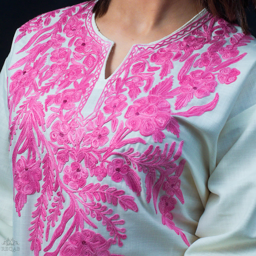 Tiara White Ruby Cotton Kurti with Pink Aari Embroidery