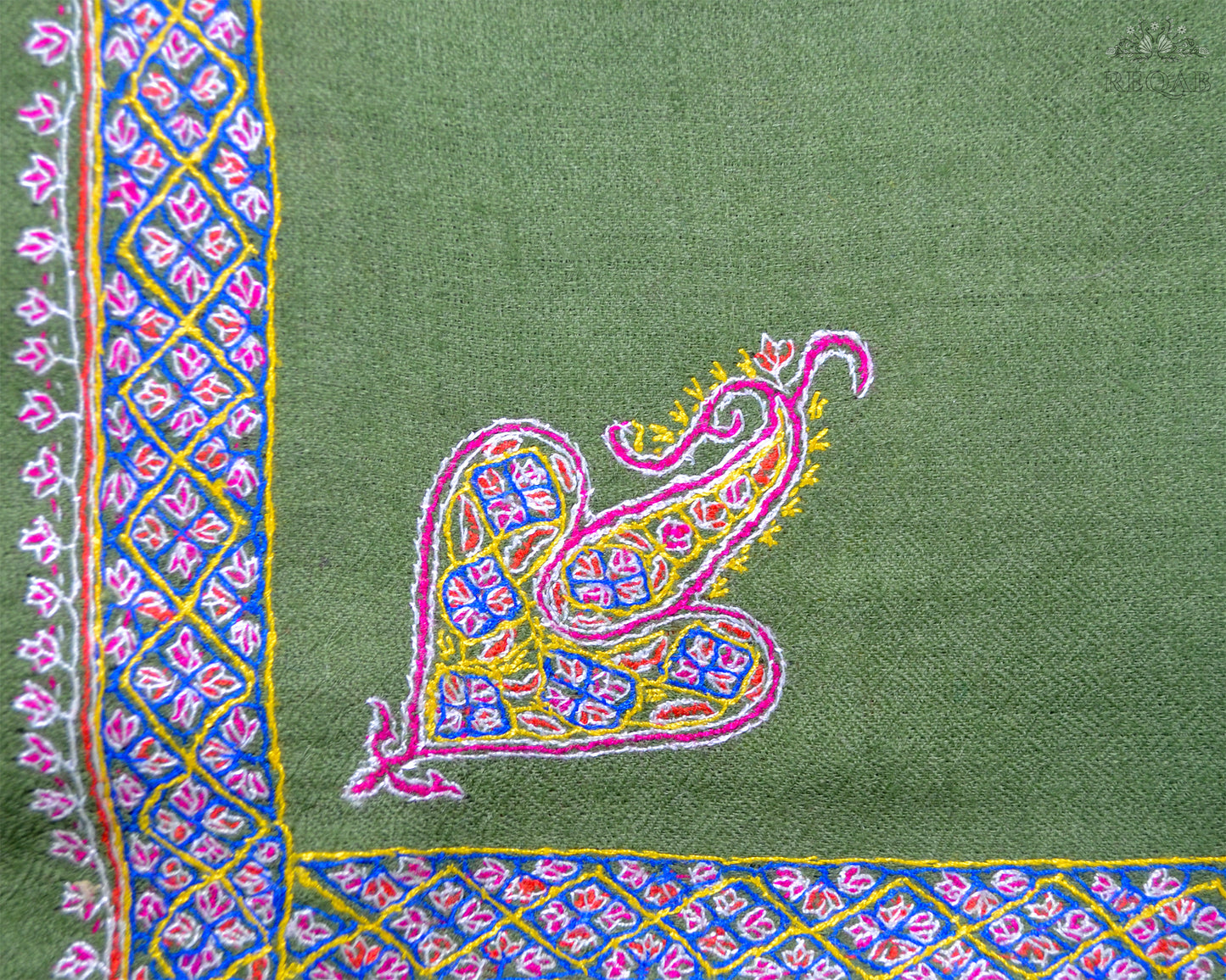 Lunar Green Hashidar Pashmina Shawl