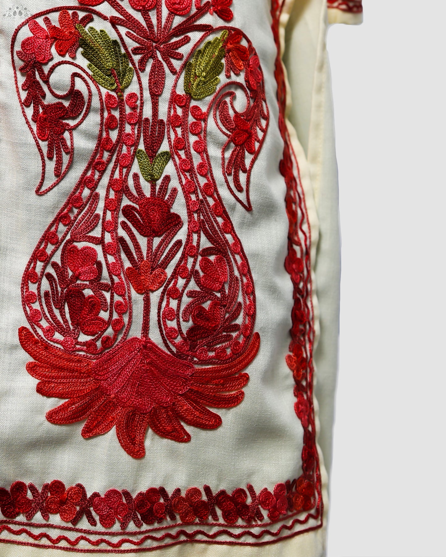 Champagne Ruby Cotton Co-ord Set with Aari Embroidery