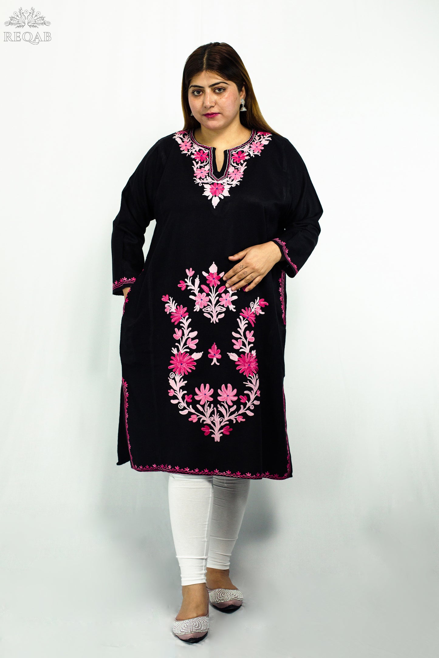 Black Nero Pheran with Aari Embroidery