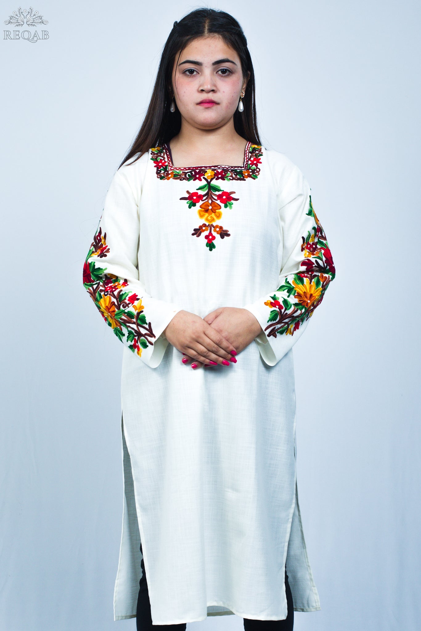 Harp White Ruby Cotton Kurti with Aari Embroidery