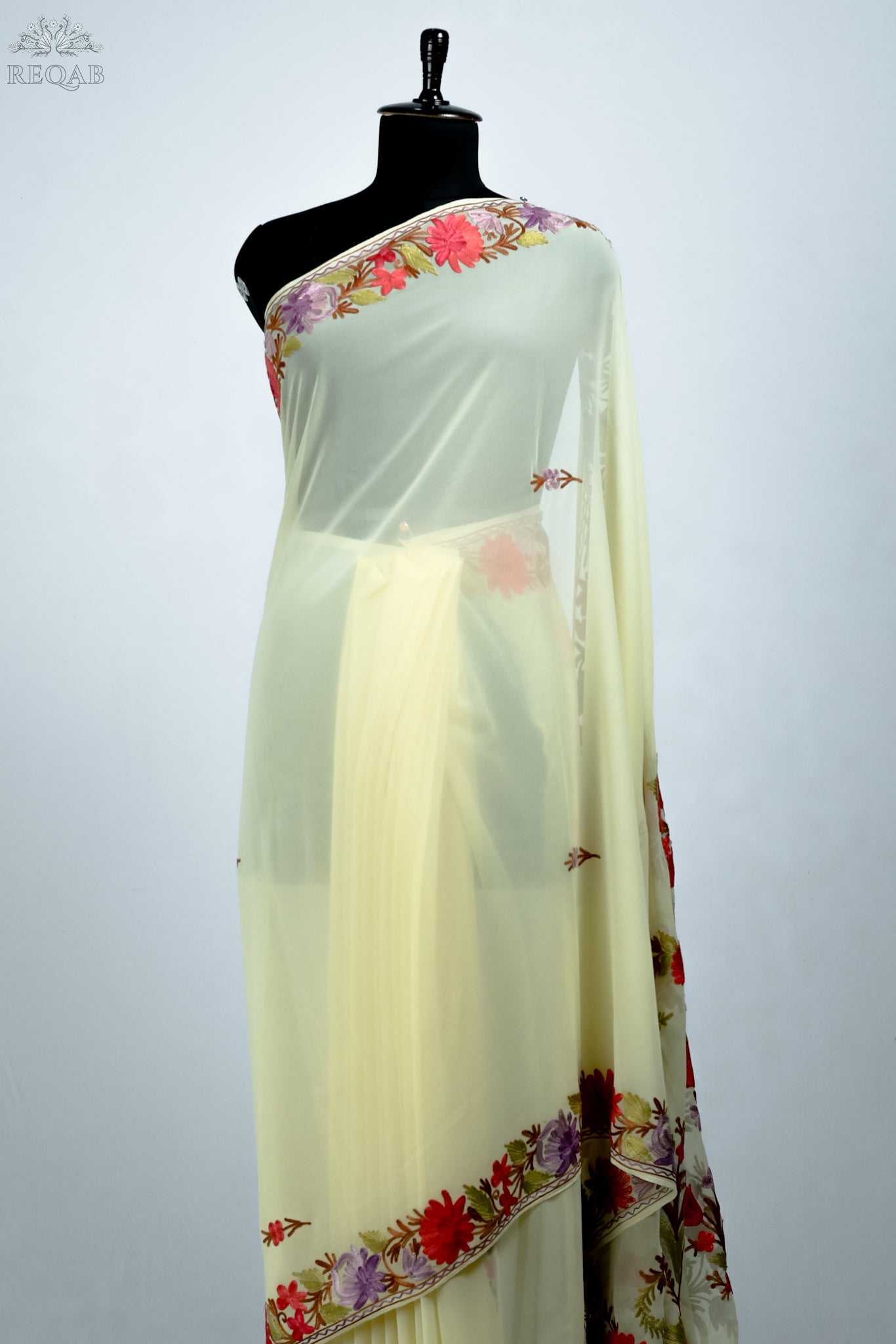 Mint Julep Semi-Georgette Saree with Aari Embroidery