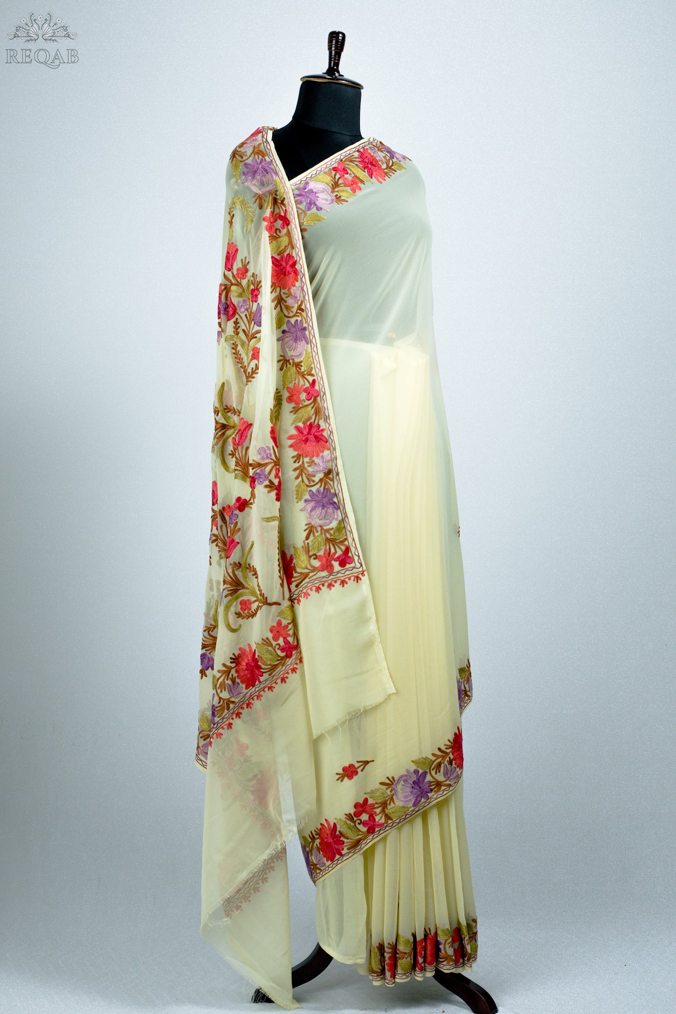 Mint Julep Semi-Georgette Saree with Aari Embroidery